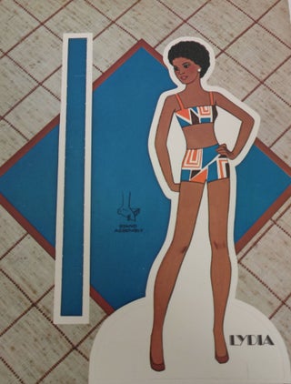 Set of 2 paper dolls from the 1970s